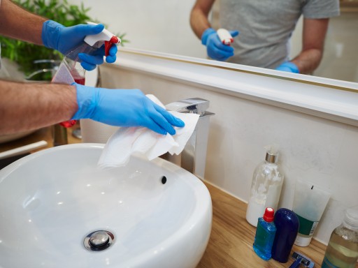 Washroom Cleaniing Services